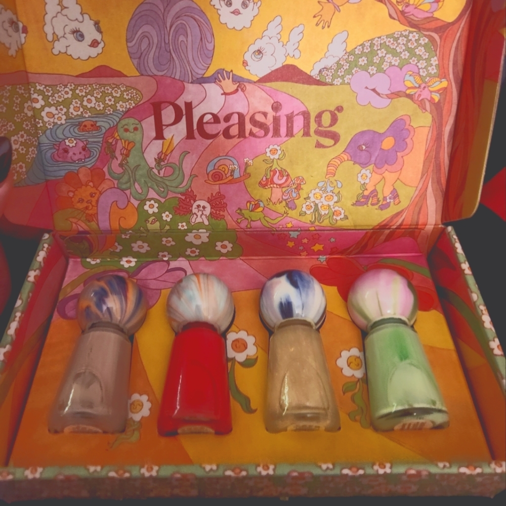 Harry Styles Pleasing Shroom Bloom Set